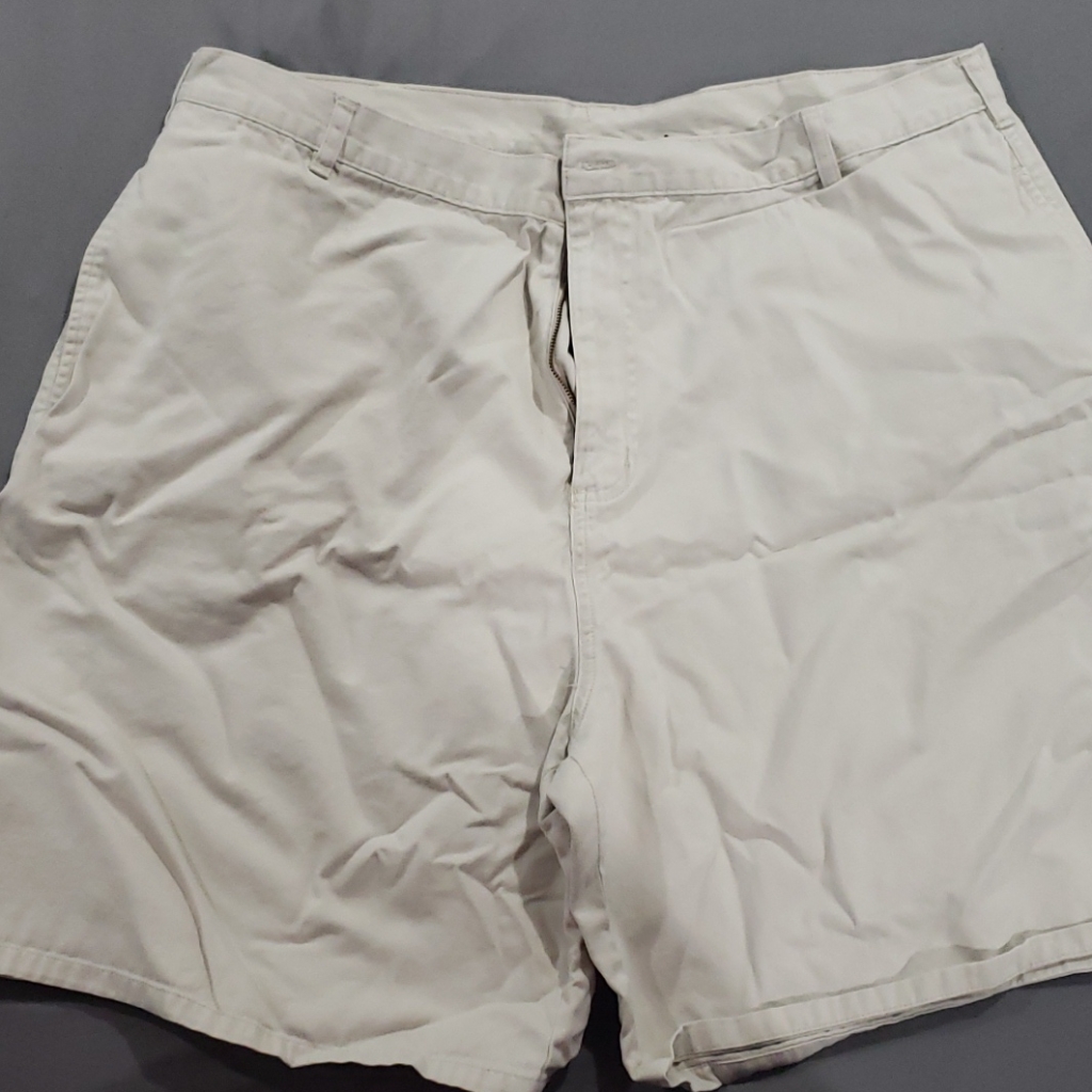 955 Khaki Shorts